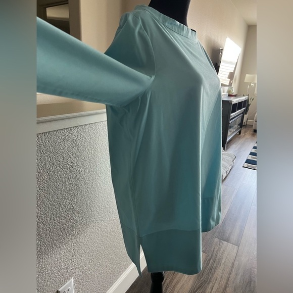 Martha STEWART STRETCH POPLIN BLOUSE - MEDIUM - - Picture 6 of 9